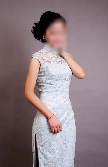 Mónica, 28 años